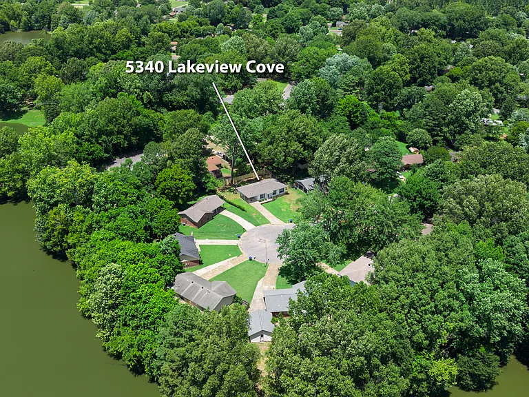 5340 Lakeview Cv — Photo 16