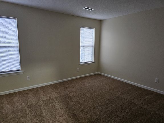 1112 Vantage bedroom 2_12022025