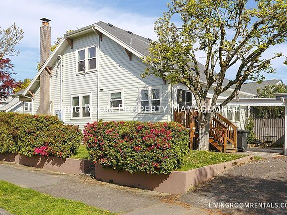 2nd image of 4124 SE 11th Ave Unit B