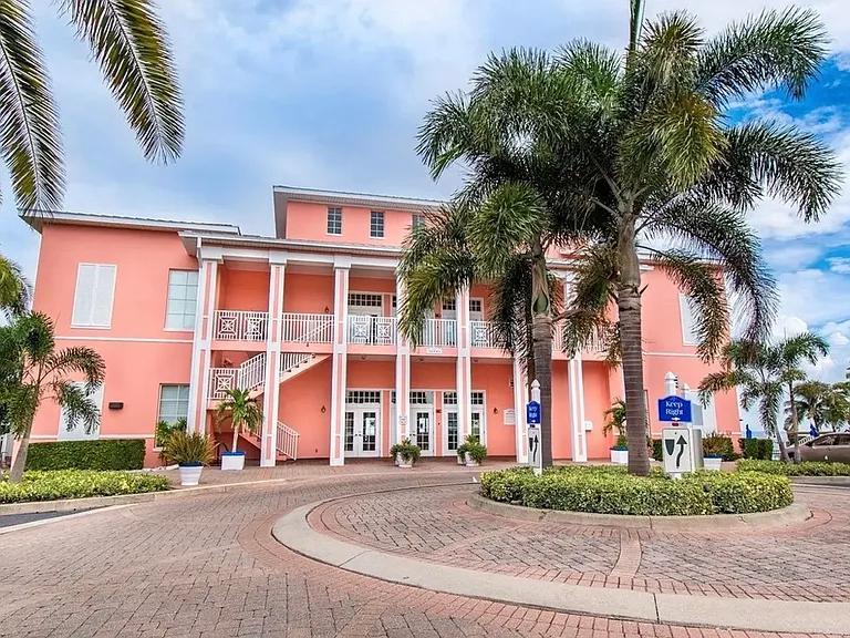 4985 Coquina Key Dr SE #D — Photo 17