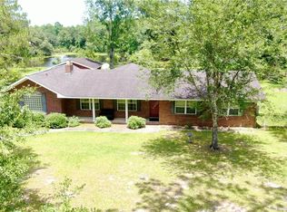 348 Woolard Rd, Folkston, GA 31537