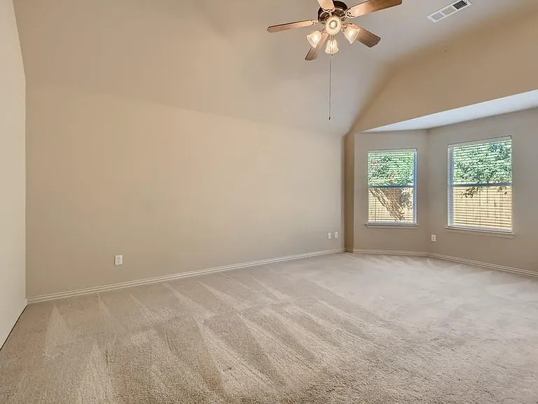 2798 Sparks Dr — Photo 6