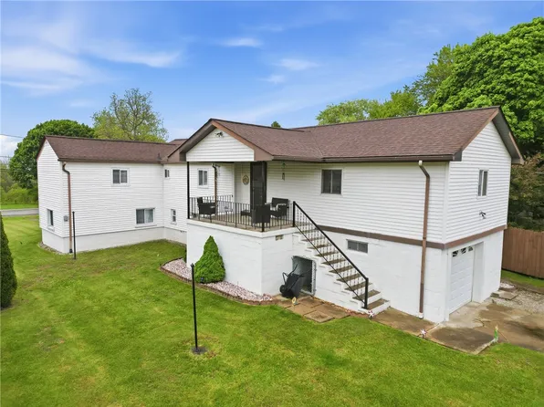 109 Gross Dr, Aliquippa, PA 15001