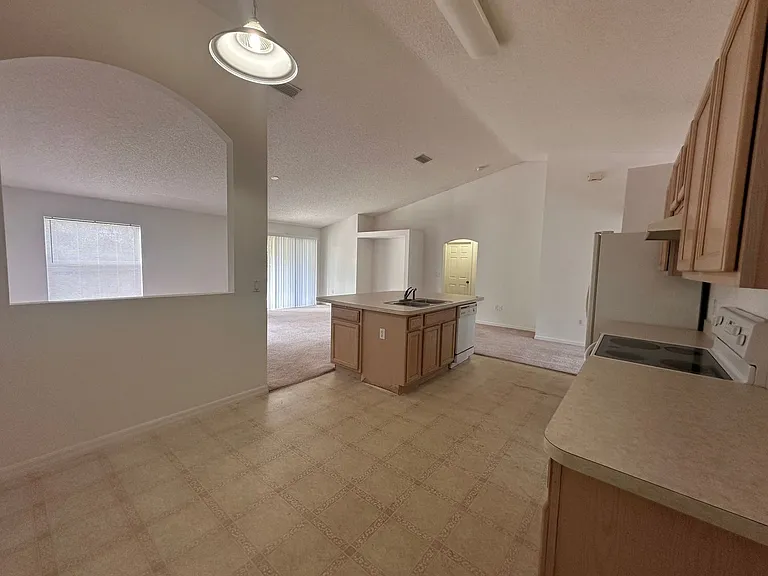 33 Rybark Ln — Photo 8