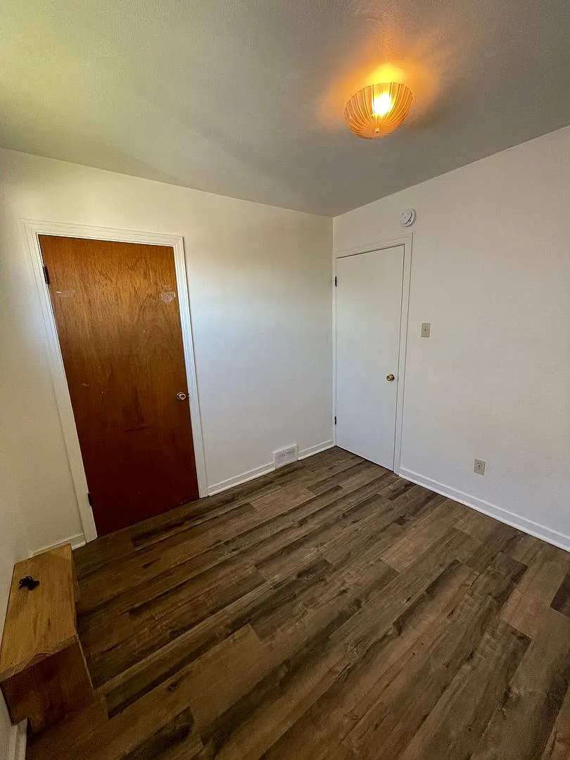 321 E 18th Ave APT 1 photo 1