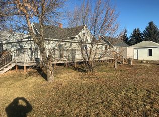 116 Lawrence Ave, Epping, ND 58843