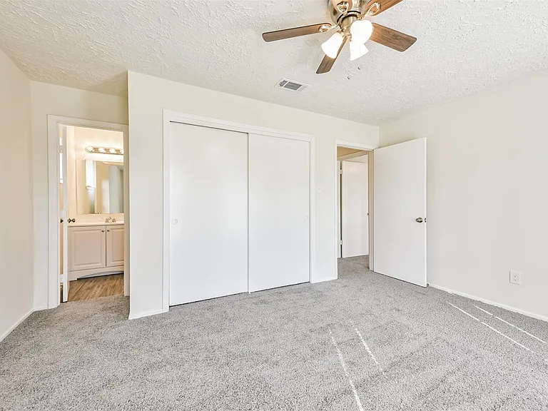 9563 Sutter Park Ln — Photo 15