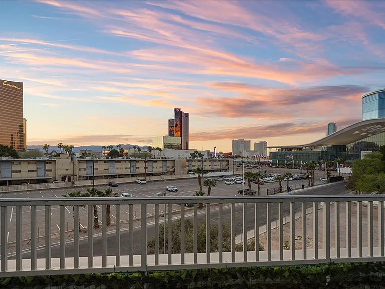 360 E Desert Inn Rd #407 — Photo 39