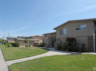 1215 Minnewawa Ave APT F, Clovis, CA 93612