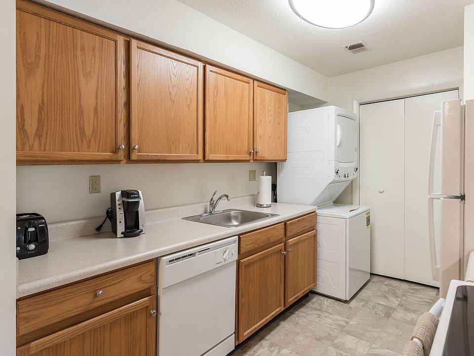 Classic Kitchen Style (shown here in a 2-bedroom floor plan)