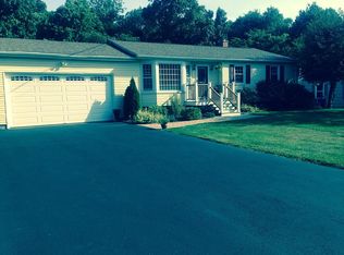 5 Harlan Rd, Farmington, CT 06032