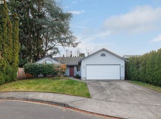 17418 SW McKnight Ln, Beaverton, OR 97006