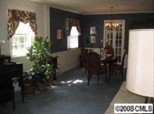 1440 Laurel Ln, Gastonia, NC 28054