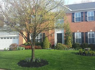 321 Lake View Way NW, Leesburg, VA 20176