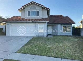 2172 Stratford Dr, Corona, CA 92879