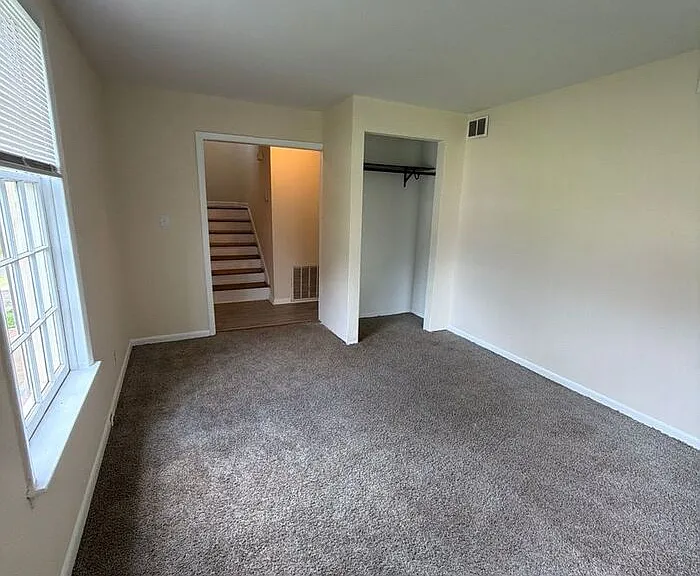137 Sleepy Hollow Rd — Photo 3