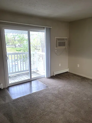 Boardman Lake Apartments Photo 1