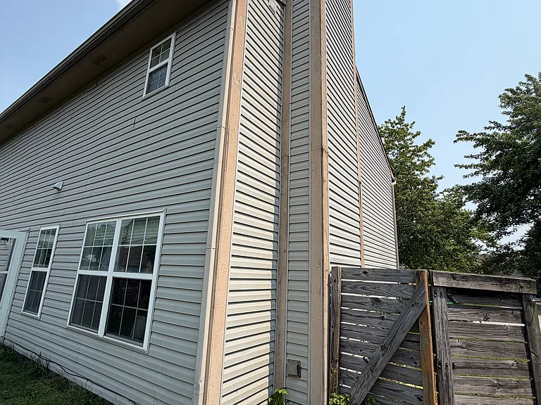 1420 Blue Brook Way — Photo 32