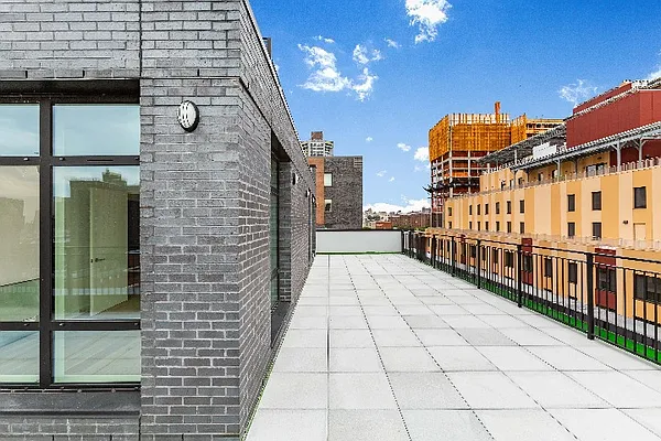 Rented by Corcoran | media 21