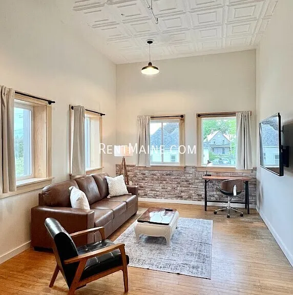 113 N Lancey St #202 — Photo 9