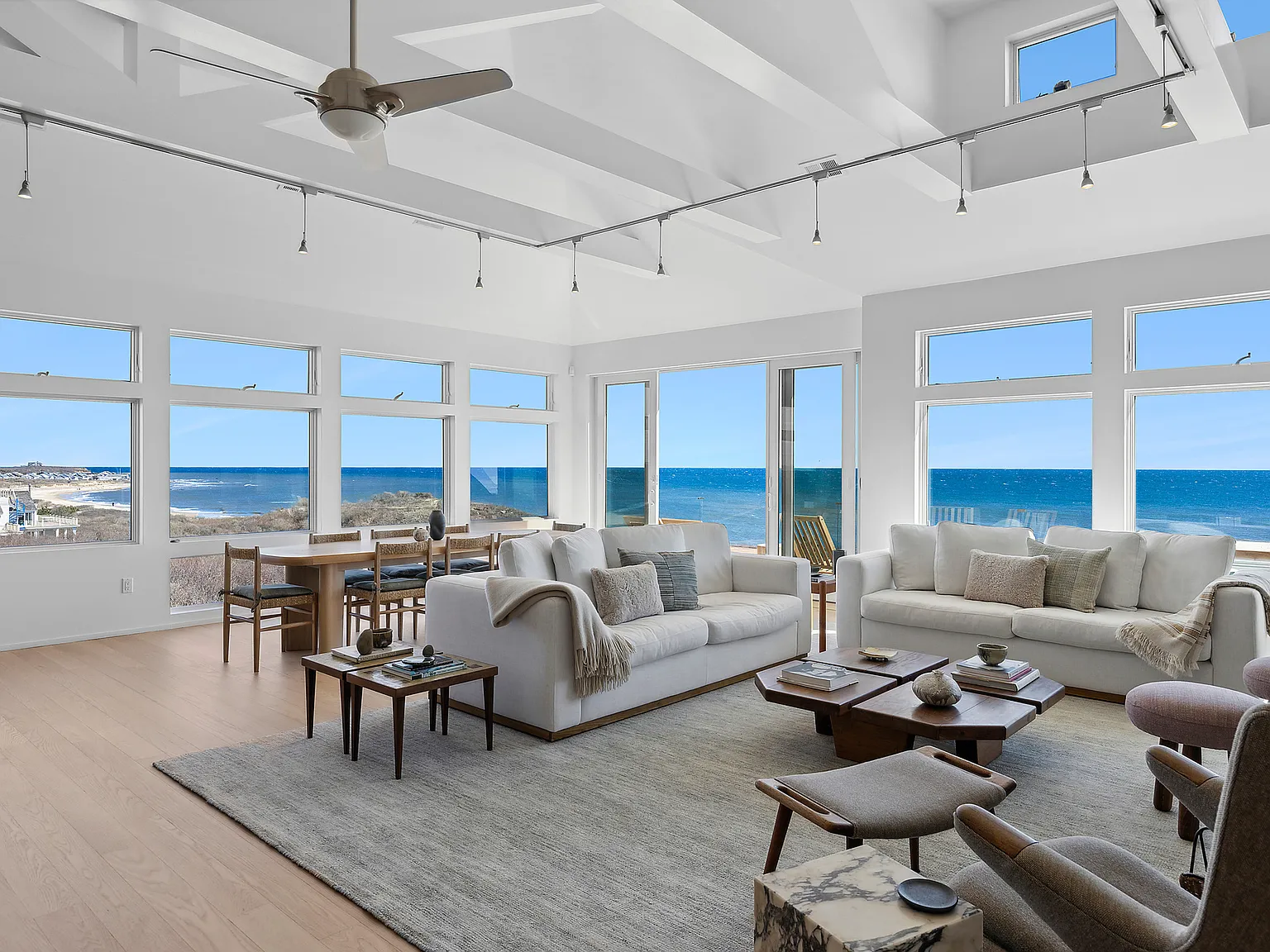 Montauk Coastal Living with Endless Ocean Views — Photo 3