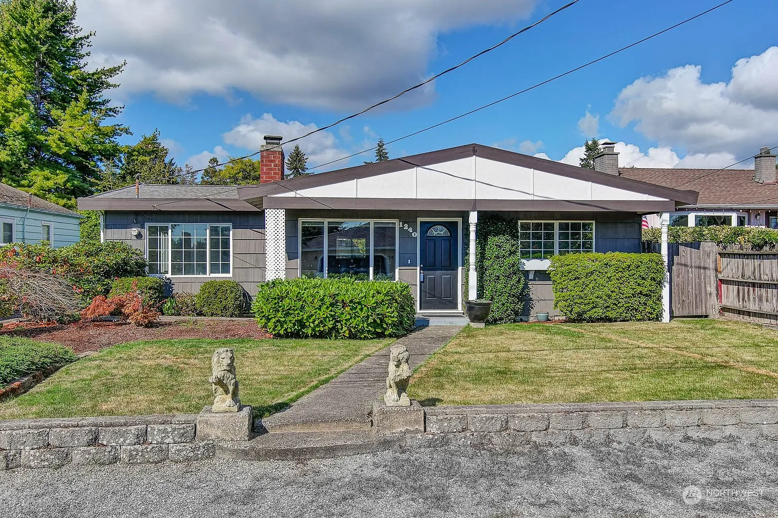1240 SW 150th Street photo 1