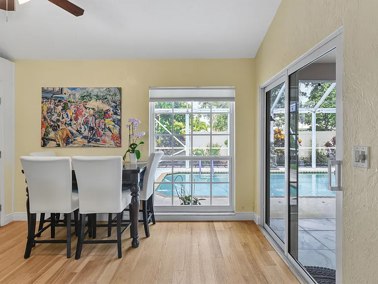 348 Eagleton Golf Dr — Photo 8
