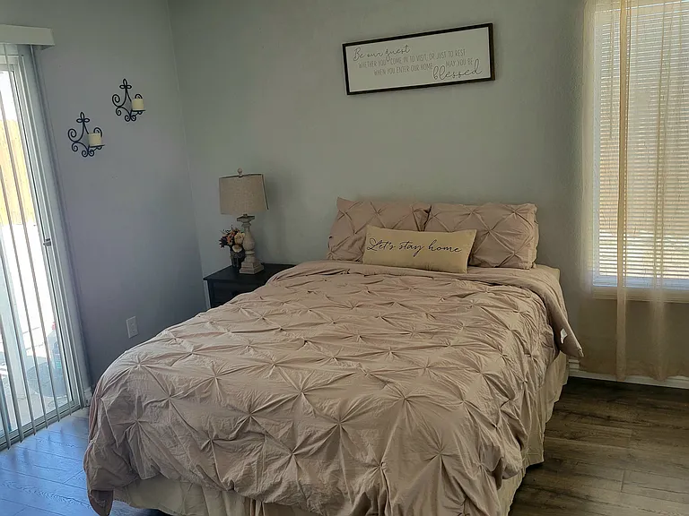 13746 Gemini St — Photo 9