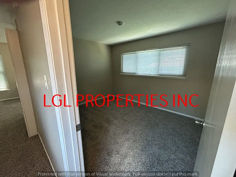 MontTrust2623 — Photo 9