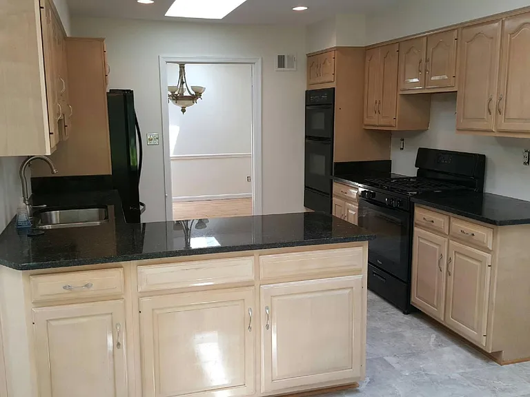 11822 Triple Crown Rd — Photo 8