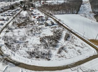 Lovers Ln, Ravenna, OH 44266