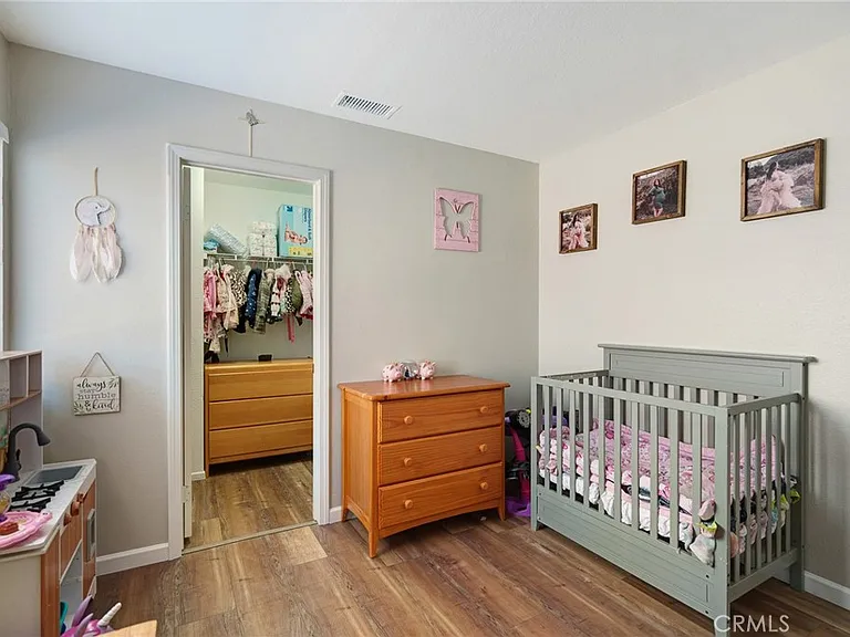 25349 Silverwood Ln — Photo 35