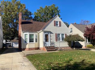 1212 Argonne Rd, South Euclid, OH 44121