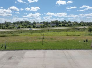 3022 Belle St SW, Cedar Rapids, IA 52404