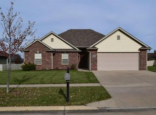 300 Reedsport Rdg, Columbia, MO 65203