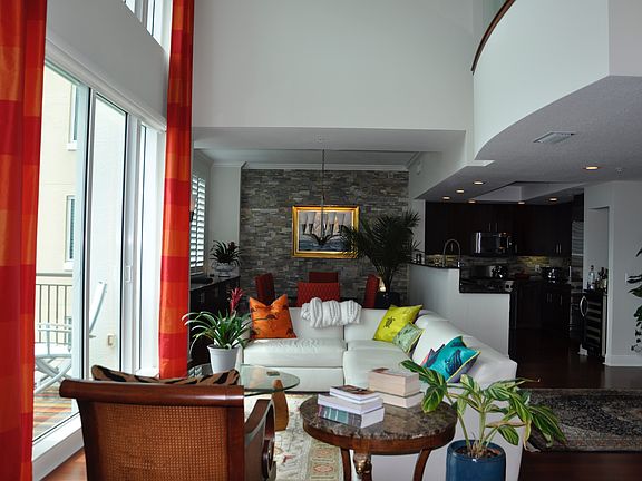 3rd image of 800 N Tamiami Trl #Penthouse 1611