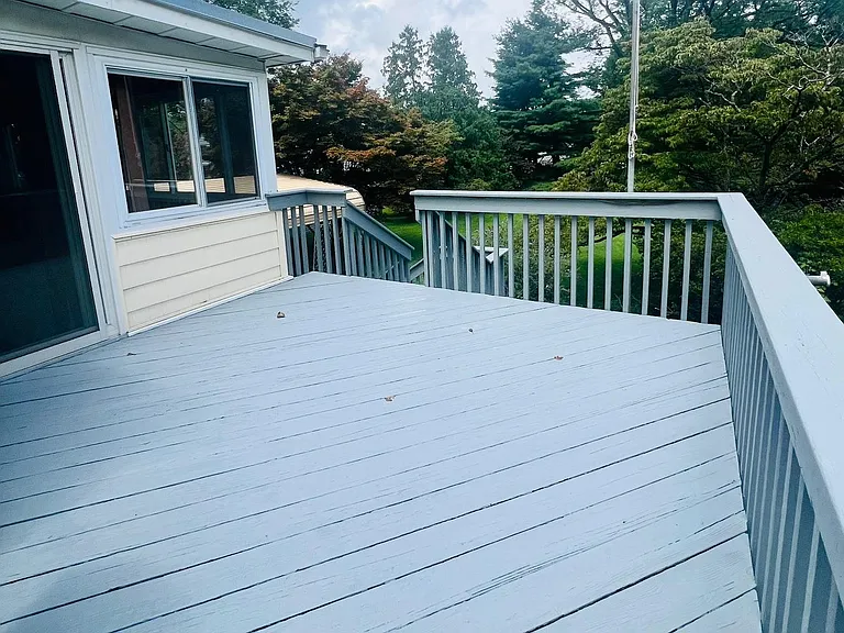 407 Anderson Ave — Photo 32