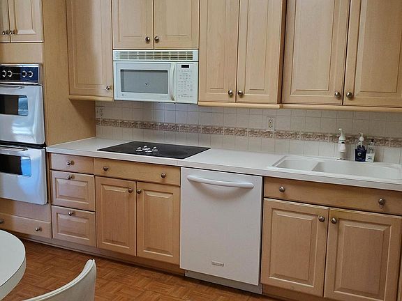 4th image of 8360 Greensboro Dr APT 422