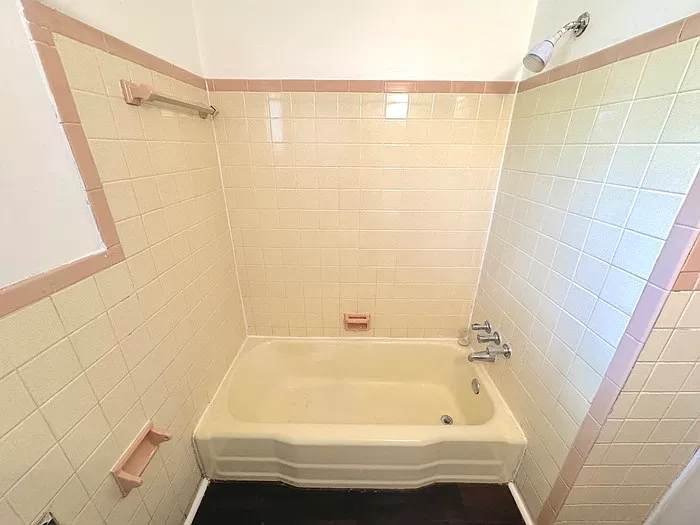 2 bed, 1.0 bath, 900 sqft, $1,195 — Photo 4