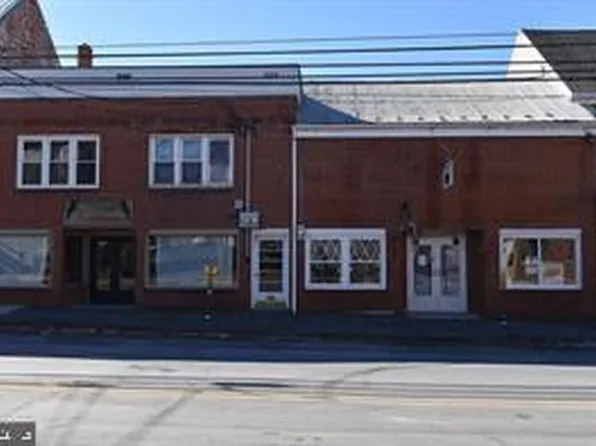 107 Lincoln Way E, Mc Connellsburg, PA 17233
