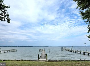 18980 Wicomico River Dr, Cobb Island, MD 20625