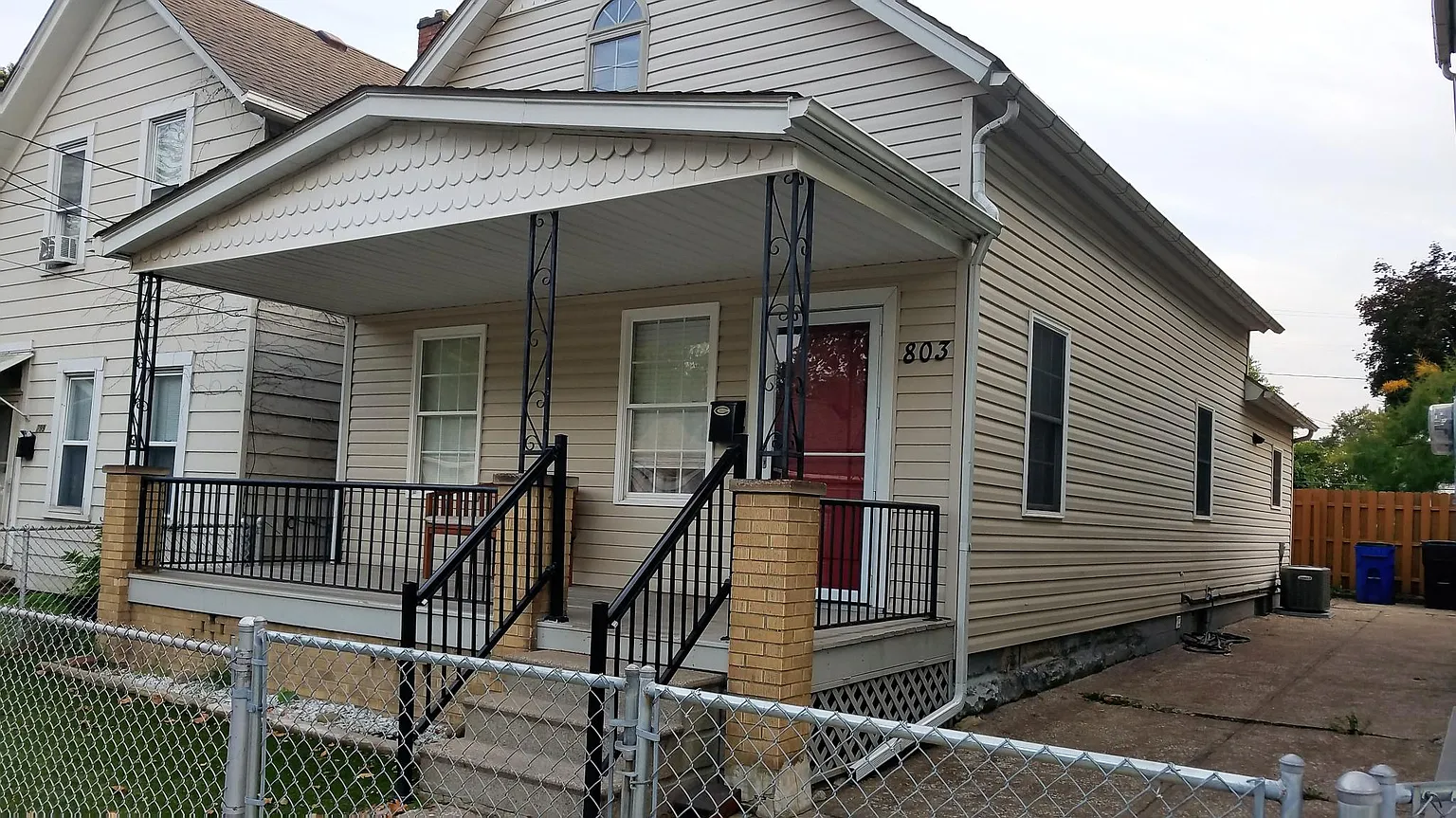 803 Starkweather Ave photo 1