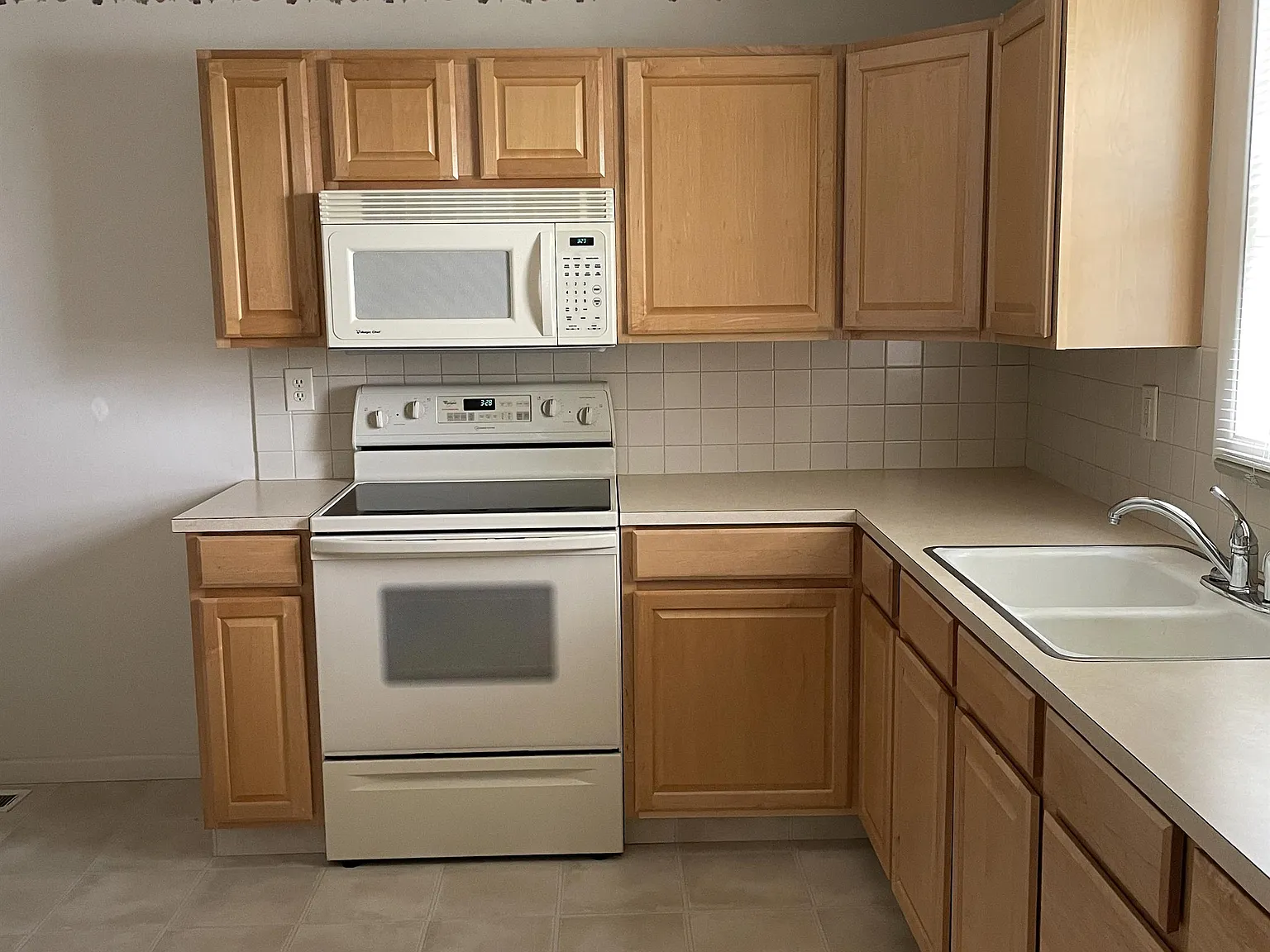 427 South Buckeye Street - 1 — Photo 3