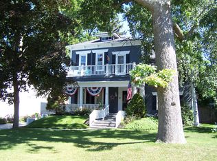 146 Brown St, Saint Clair, MI