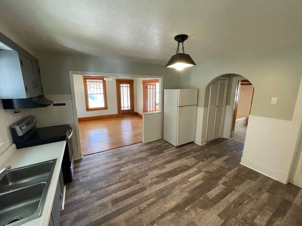 65 Western Ave APT 2