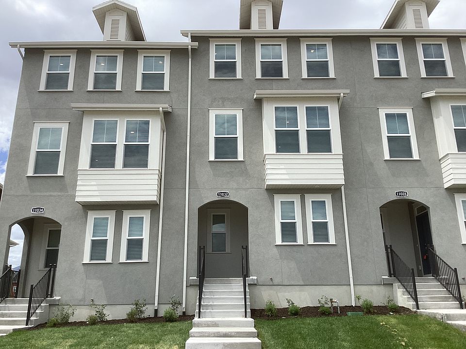 1st image of 11032 S Trocadero Ave