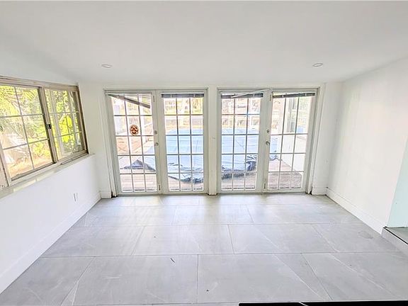 5th image of 5279 Stratford CT