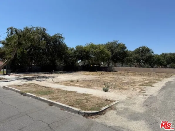 364 S 7th St, Colton, CA 92324