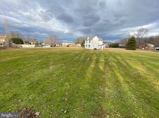 2433 Holly Neck Rd, Essex, MD 21221