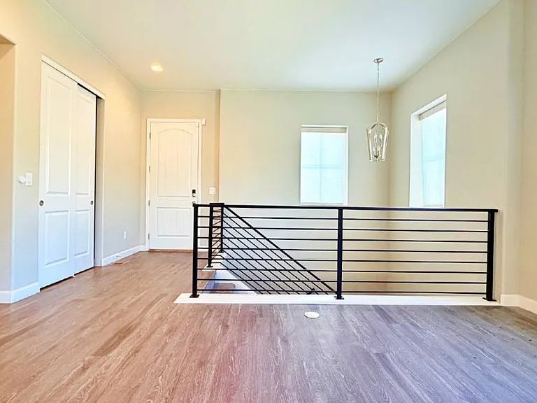 6567 Village Ln — Photo 7